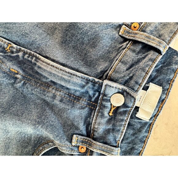 👖 H&M Wide Leg High Waist Crop Jeans NWT • Size 8 • Modern Chic Denim ✨ - Picture 3 of 7